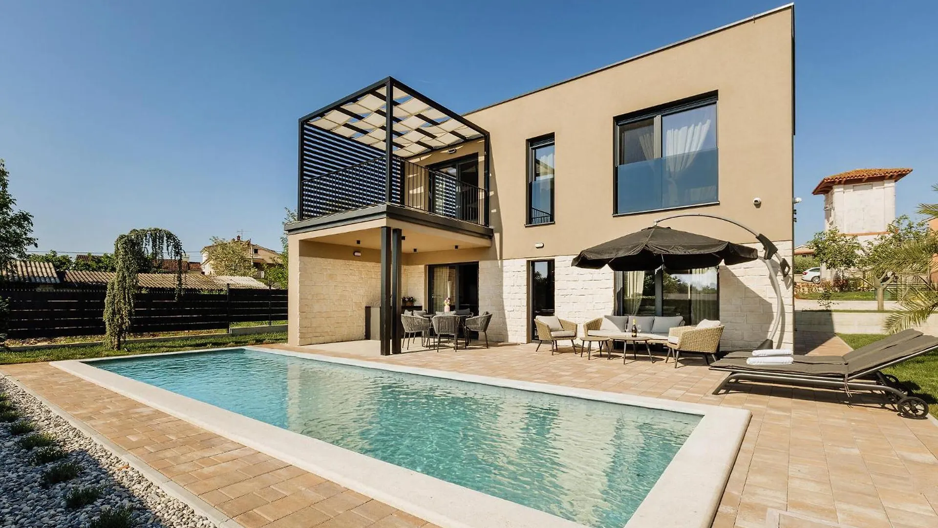 Nice Home In Tar With Private Swimming Pool location