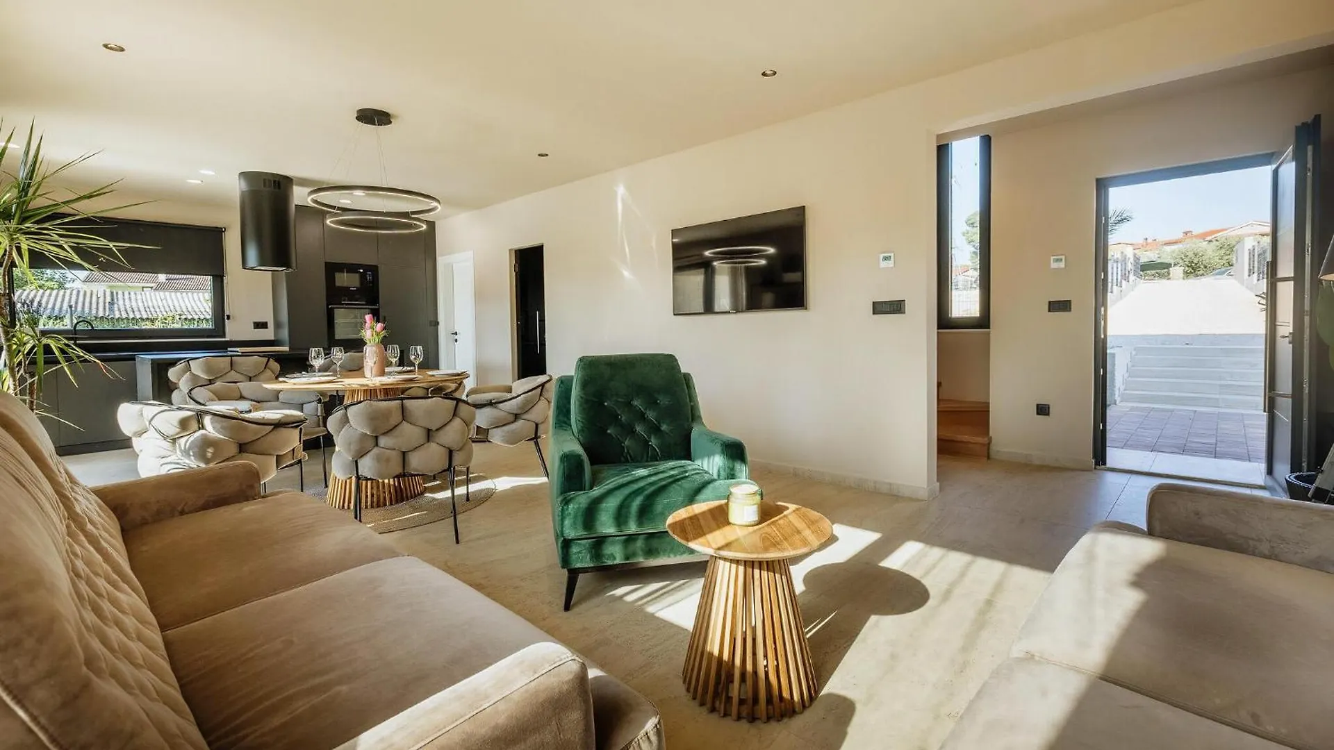 Nice Home In Tar With Private Swimming Pool Tar-Vabriga